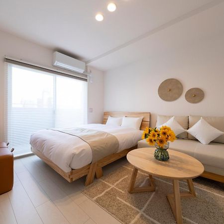 Aparthotel Shirakabanoyado - Nipponbashi 日本橋, 3 Mins Walk To Dendentown à Ōsaka Extérieur photo