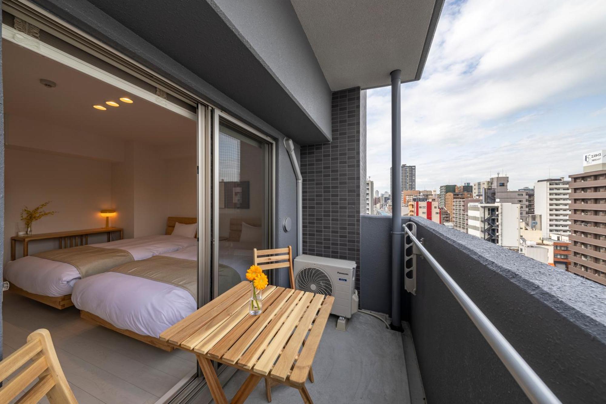 Aparthotel Shirakabanoyado - Nipponbashi 日本橋, 3 Mins Walk To Dendentown à Ōsaka Extérieur photo